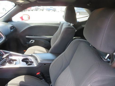Used 2015 Dodge Challenger SXT w/ Super Sport Group (SS/T) image 12