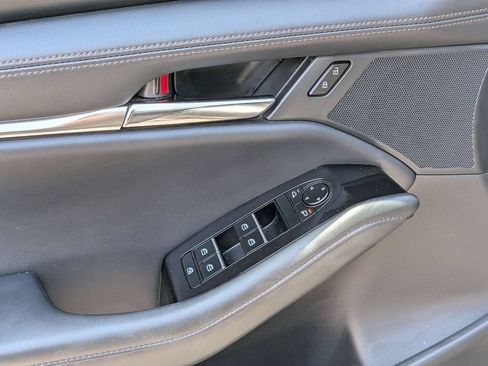 Used 2025 MAZDA MAZDA3 s FWD image 13