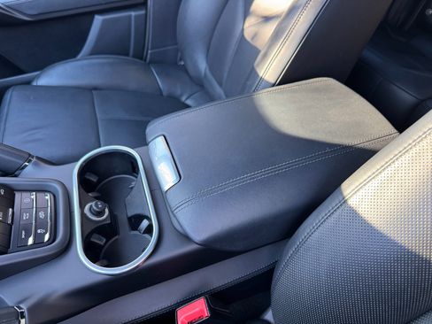 Used 2016 Porsche Cayenne GTS image 40