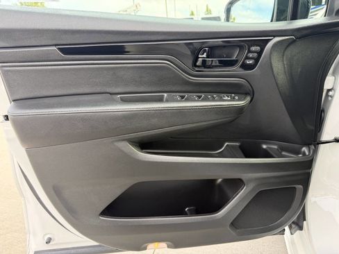 Used 2026 Honda Odyssey Elite image 33