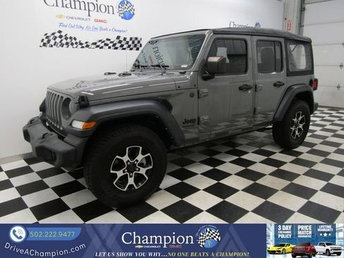 Used 2023 Jeep Wrangler Unlimited Sport AWD/4WD image 8