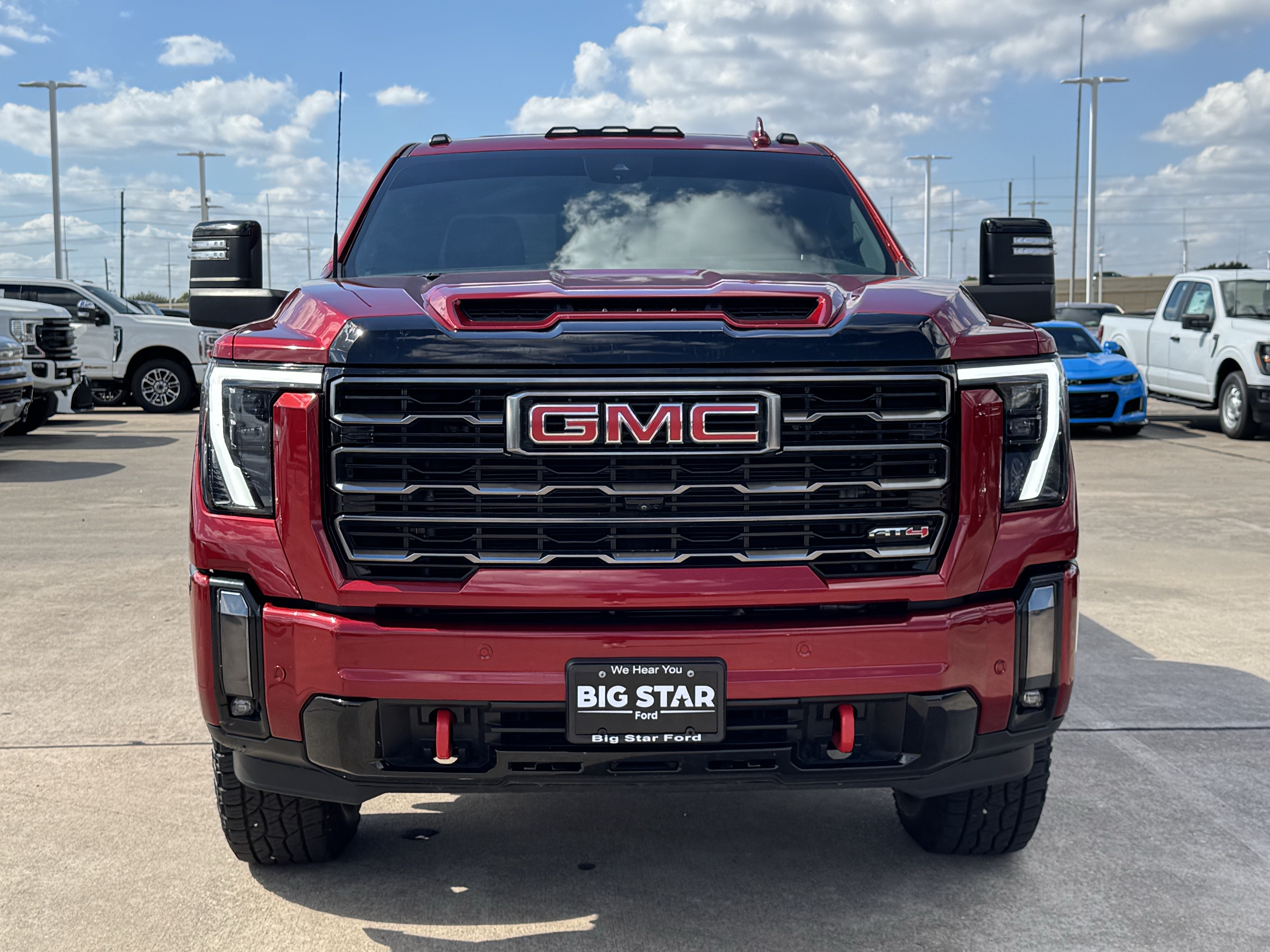 Used 2024 GMC Sierra 2500 AT4 w/ AT4 Premium Plus Package AWD/4WD image 11