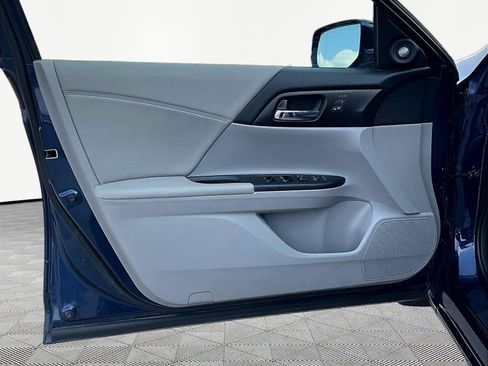 Used 2015 Honda Accord EX-L image 20