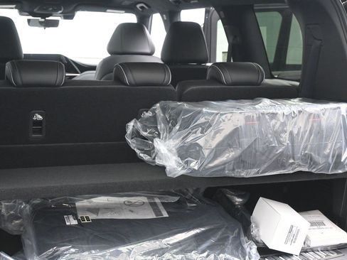 New 2026 INFINITI QX80 Autograph image 24