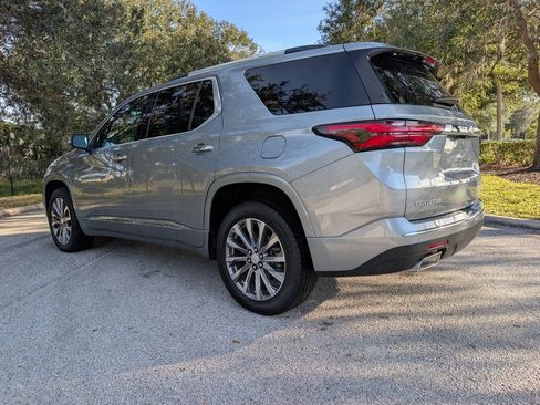 Used 2023 Chevrolet Traverse Premier image 6