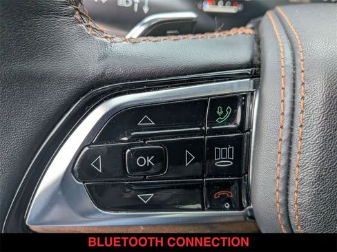 Used 2023 Jeep Grand Cherokee Summit w/ Luxury Tech Group V image 9