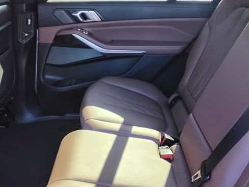 Used 2023 BMW X7 M60i w/ Executive Package image 20