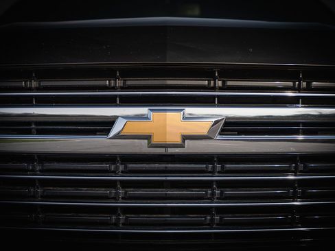 Used 2021 Chevrolet Tahoe LT image 11