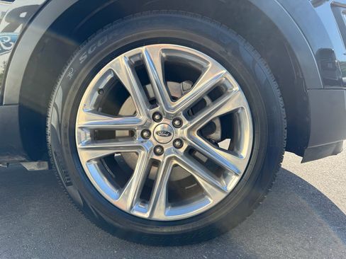 Used 2016 Ford Explorer Limited FWD image 12