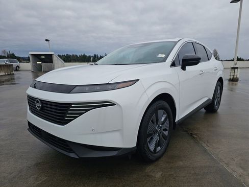 Used 2025 Nissan Murano SL image 3