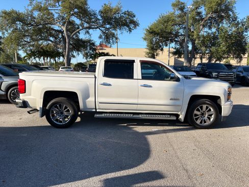 Used 2014 Chevrolet Silverado 1500 High Country RWD image 8