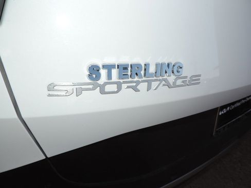 Used 2026 Kia Sportage EX image 14