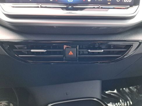 New 2026 Volkswagen ID.4 Pro image 26