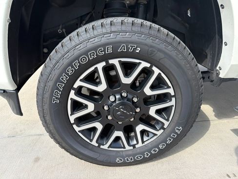 Used 2024 RAM 2500 Limited w/ Safety Group AWD/4WD image 12