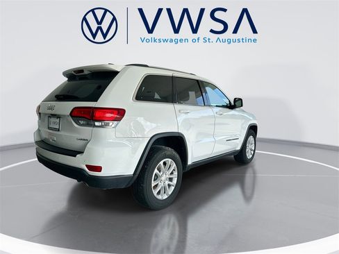 Used 2021 Jeep Grand Cherokee Laredo image 9