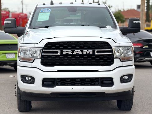 Used 2024 RAM 3500 Big Horn w/ Sport Appearance Package image 4