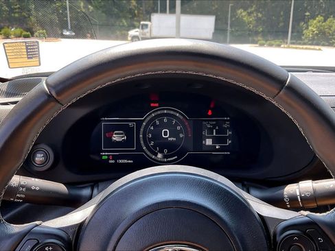 Used 2025 Toyota GR86 Premium RWD image 24