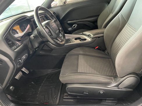 Used 2019 Dodge Challenger SXT w/ Blacktop Package image 15