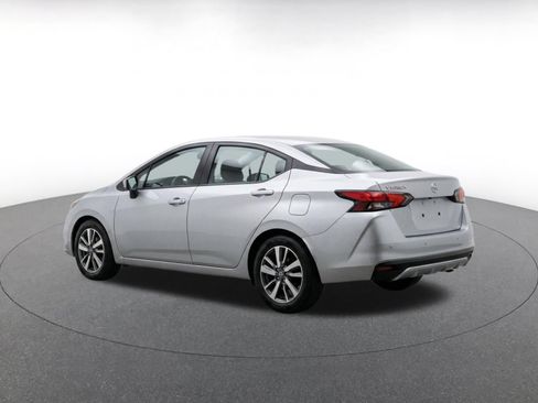 Used 2025 Nissan Versa SV FWD image 7