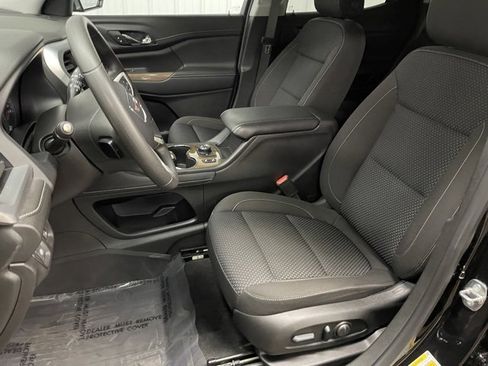 Used 2023 GMC Acadia SLE w/ Driver Convenience Package image 15