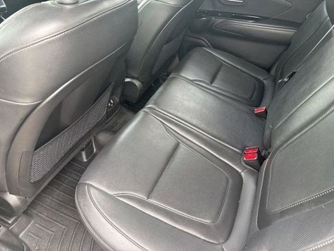 Used 2023 Hyundai Santa Cruz SEL Premium AWD/4WD image 32