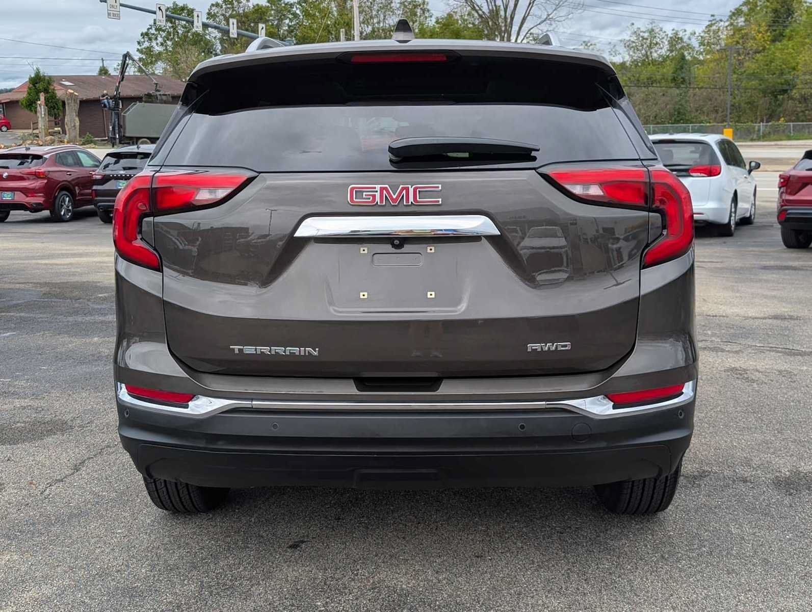 Used 2019 GMC Terrain SLT w/ Preferred Package AWD/4WD image 9