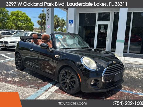 Used 2017 MINI Cooper Convertible FWD image 3