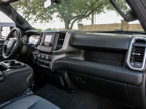 Used 2021 RAM 1500 Big Horn image 23