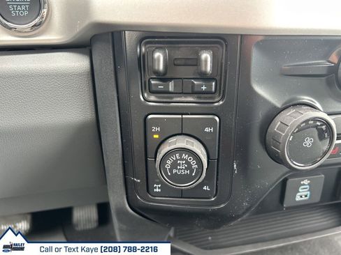 New 2026 Ford F250 XLT w/ XLT Premium Package AWD/4WD image 37