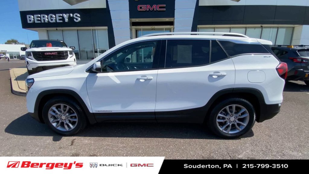 Used 2023 GMC Terrain SLT FWD image 6