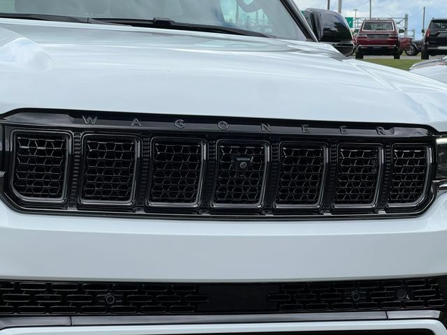 Used 2025 Jeep Grand Wagoneer L Series III w/ Quick Order Packagew 28T AWD/4WD image 45