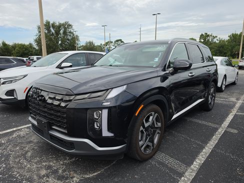Used 2024 Hyundai Palisade Limited AWD/4WD image 7