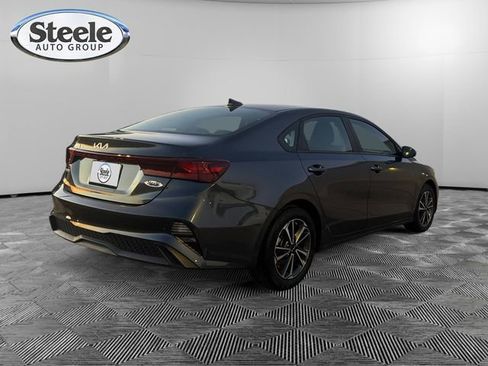 Used 2024 Kia Forte LXS image 5
