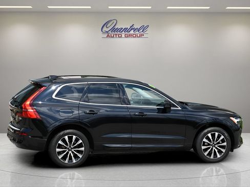 Certified 2023 Volvo XC60 B5 Core w/ Climate Package AWD/4WD image 3