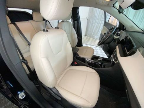 Used 2024 Buick Encore GX Sport Touring w/ Advanced Technology Package AWD/4WD image 15