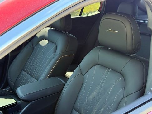 New 2026 Buick Envista Avenir FWD image 14