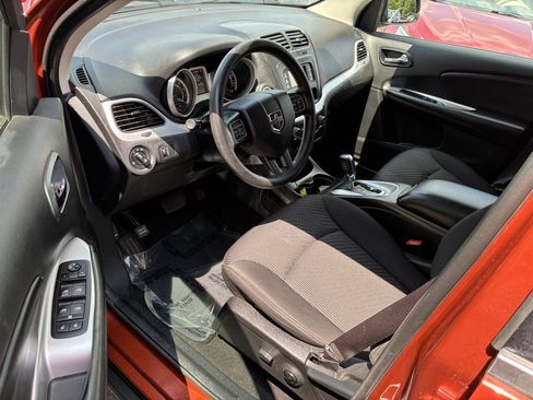 Used 2014 Dodge Journey SXT w/ Flexible Seating Group AWD/4WD image 7