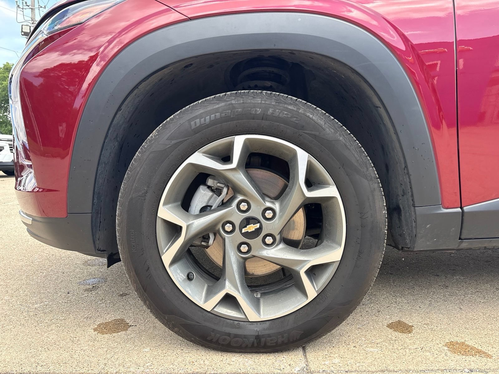 Used 2025 Chevrolet Trax LT FWD image 10