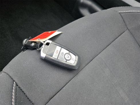 Used 2020 Ford Mustang Coupe image 19