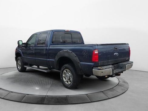 Used 2015 Ford F250 XLT w/ XLT Premium Package image 3