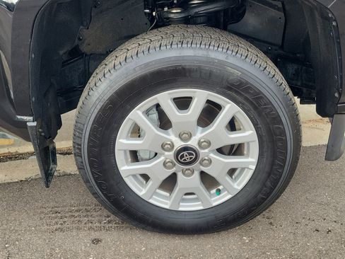 Certified 2024 Toyota Tacoma SR5 image 8