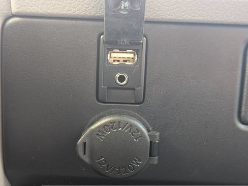 Used 2017 Toyota Sienna LE FWD image 22