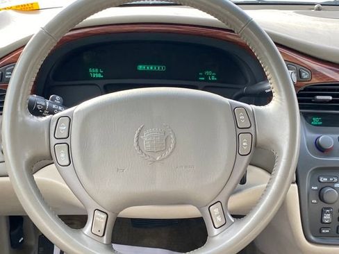 Used 2000 Cadillac De Ville w/ Comfort/Convenience Pkg image 7