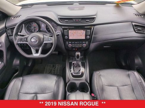 Used 2019 Nissan Rogue SL w/ Premium Package image 36
