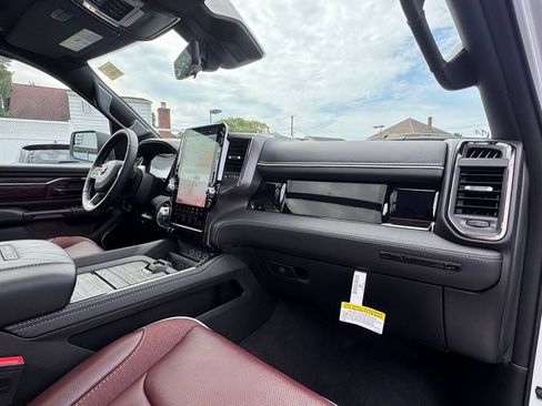Used 2026 RAM 1500 Limited AWD/4WD image 18