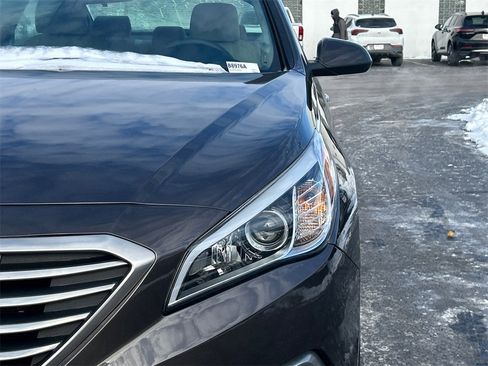 Used 2017 Hyundai Sonata SE image 10
