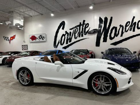 Used 2016 Chevrolet Corvette Stingray Convertible w/ 3LT Preferred Equipment Group RWD image 27