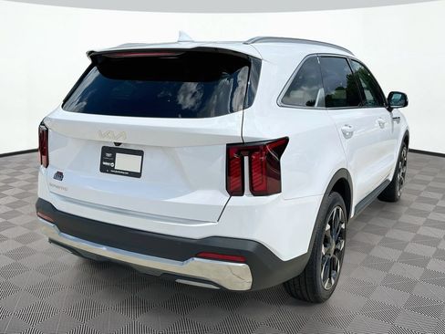 Used 2025 Kia Sorento SX FWD image 6