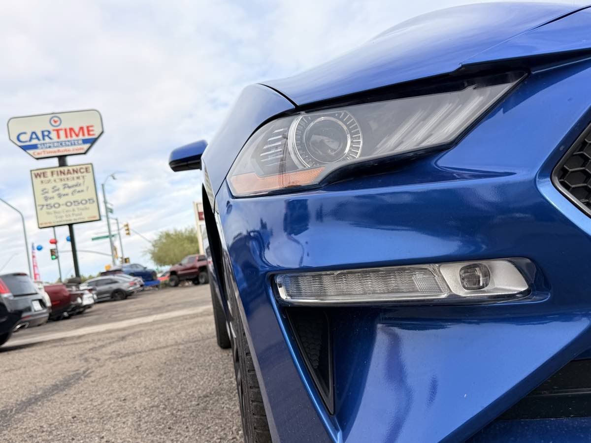 Used 2018 Ford Mustang GT Premium w/ GT Performance Package RWD image 11