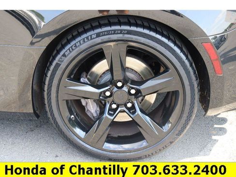 Used 2018 Chevrolet Camaro SS image 27
